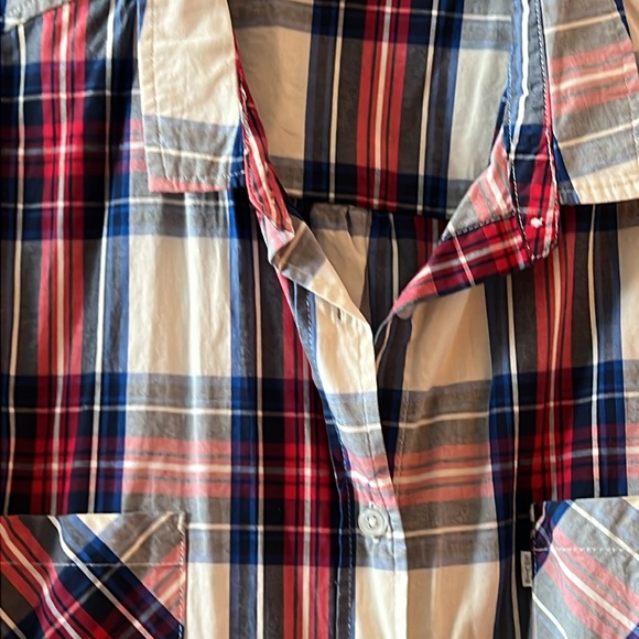 Woman’s Levi’s Button Down Shirt Size XL - Picture 2 of 3